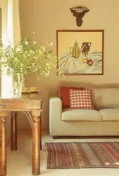 Ξενοδοχείο Kalimera Archanes Village 4*