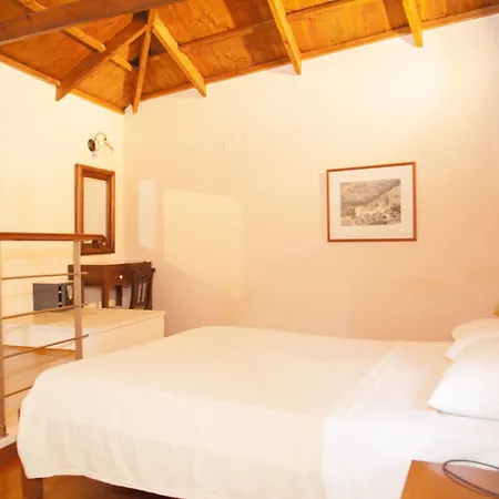 Kalimera Archanes Village 4*