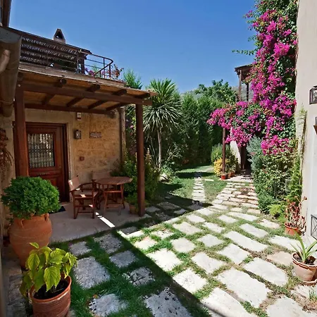 Kalimera Archanes Village מלון הרקליון